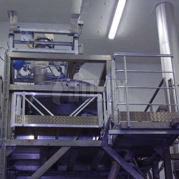 Access to the top of a food processor_0_86_ Access to the top of a food processor_0_85_