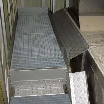 Aluminium platen deksels.