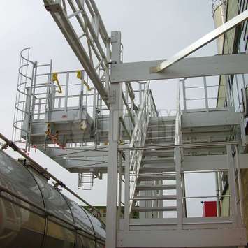 Aluminum custom construction for access of a truck_0_67_ Aluminum custom construction for access of a truck_0_66_