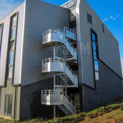 Escadesign: elegant variante van de JOMY buiten trappen.