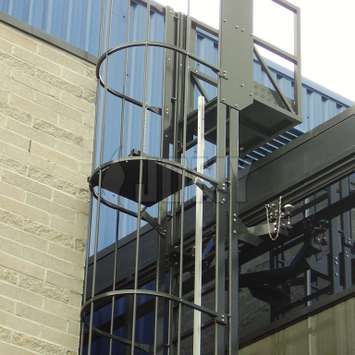 Hanging mobile cage ladder for window cleaning - Building Maintenance Unit