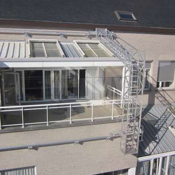 JOMY| Constructions en aluminium sur mesure pour votre securite