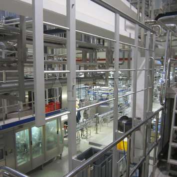 Borstweringen Een breed assortiment aan trapaccessoires zoals treden, borstweringen, bekledingen, ... voor het optimaliseren van uw trap is beschikbaar.