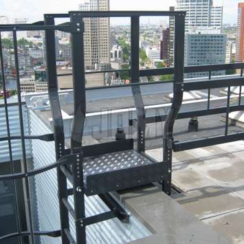 Roof top access in painted aluminum by JOMY Roof top access in painted aluminum by JOMY