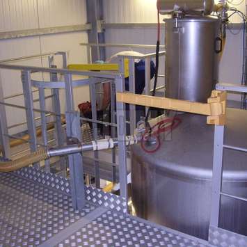 Working platform with gate_0_95_ Working platform with gate_0_94_